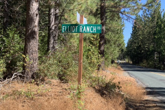 Elliot-Ranch-Rd-intersection